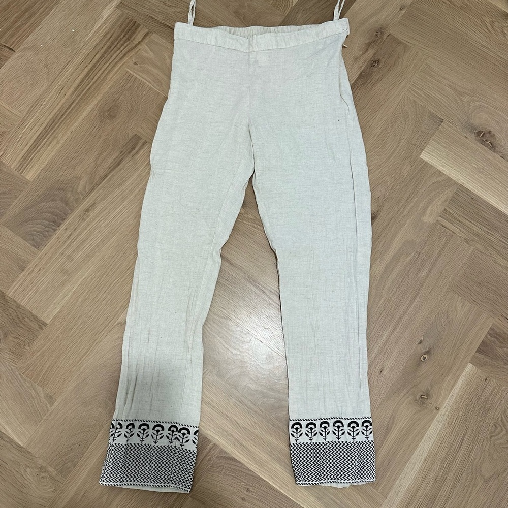 Elegant Cream Women's 100% cotton Pants with Black Accents